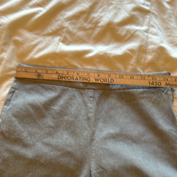 Ann Taylor Medium Grey Pants size 4. Cotton/Rayon/Spandex blend. - Picture 7 of 12